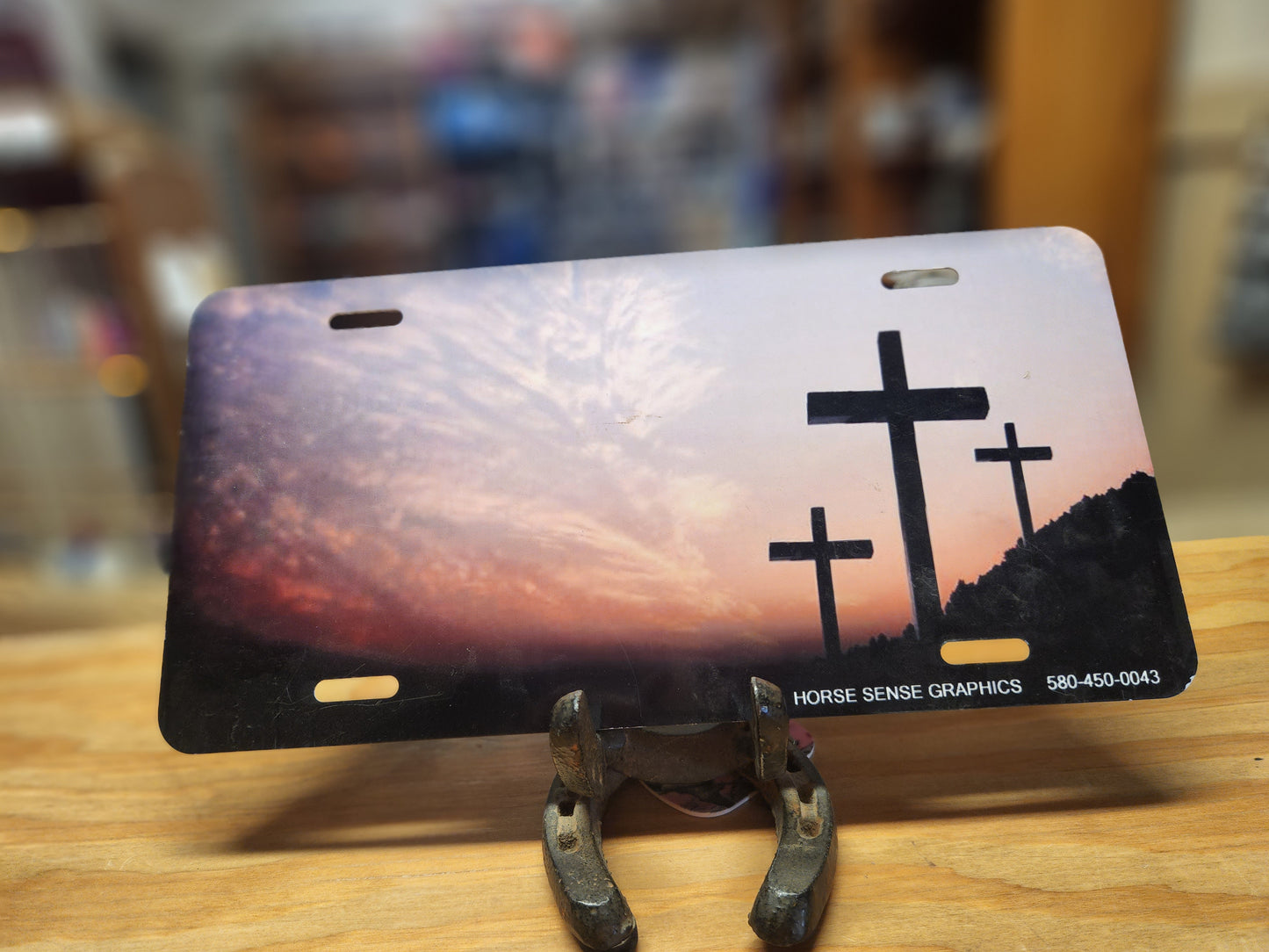 Cross plates