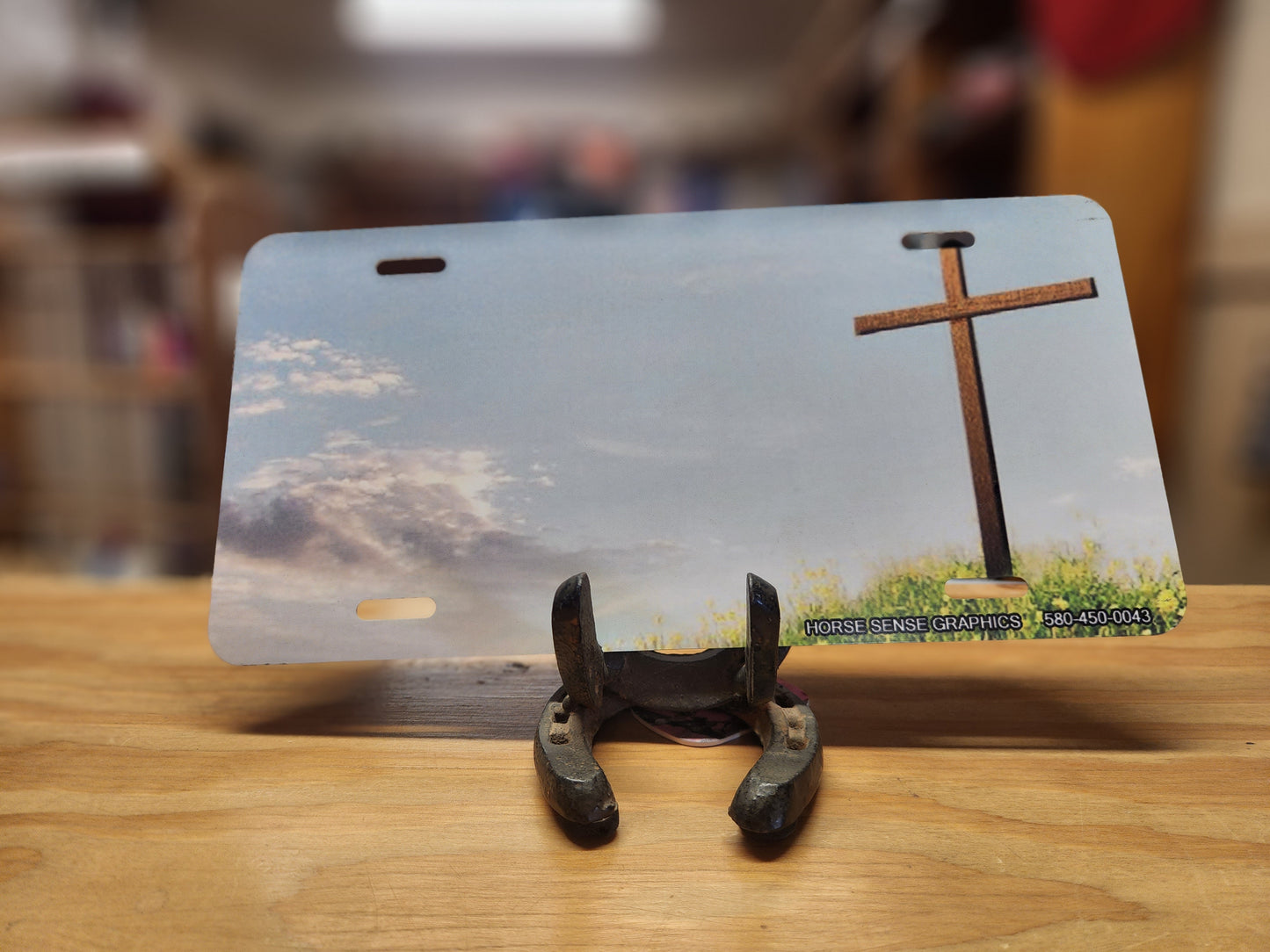 Cross plates